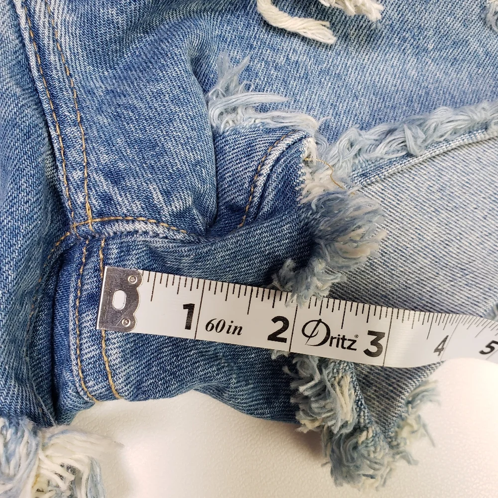Levi's Premium 501 Original Distressed Womens Shorts High Rise Ripped Size 28